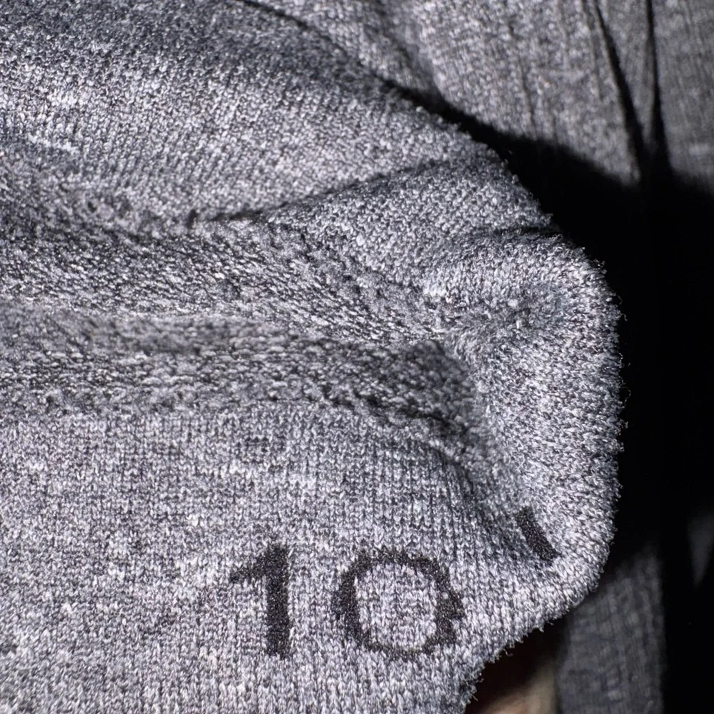 Lululemon Gray Long Sleeve Pattern Swiftly - Picture 5 of 5